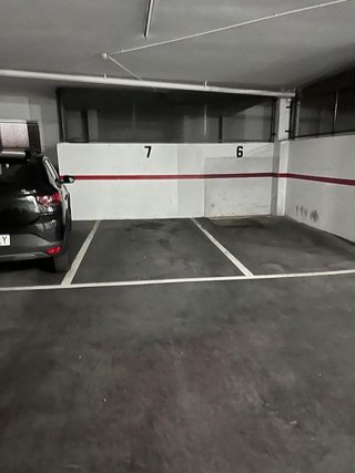Garaje en venta en Centre en Hospitalet de Llobregat, L´