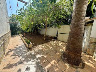 Chalet en venta en La Carihuela en Torremolinos