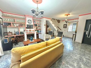 Chalet en venta en La Carihuela en Torremolinos