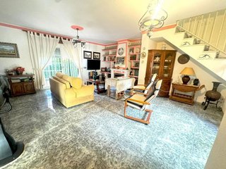 Chalet en venta en La Carihuela en Torremolinos