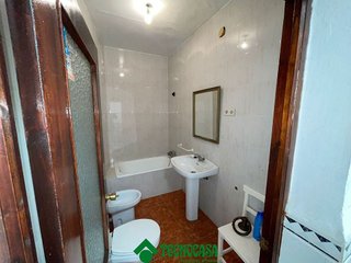 Casa adosada en venta en Montoro