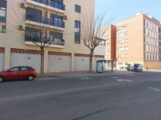 Local comercial en alquiler en Santa Cruz - Industria - Polígono Campollano en Albacete