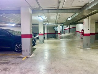 Garaje en alquiler en Mercado en Alicante
