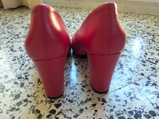 Zapatos de tacón Chamby rojos