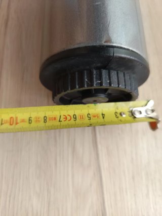 4 Patas de Acero Robustas para Muebles