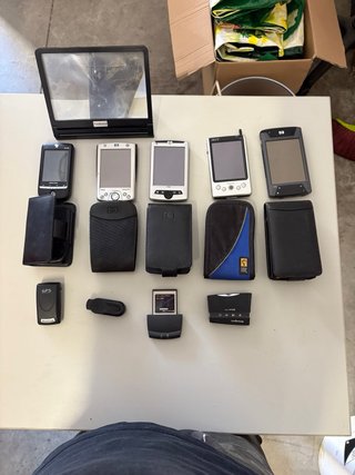 Lote de teléfonos móviles y PDAs precio negociable