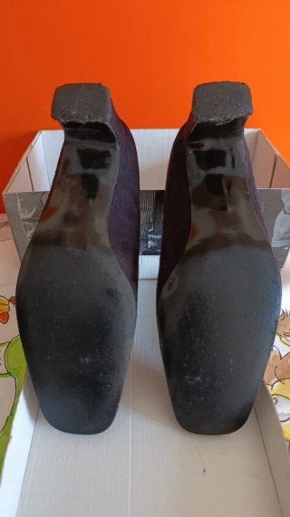 Zapatos de tacón negros de mujer