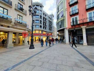Oficina en venta en Centro en Burgos