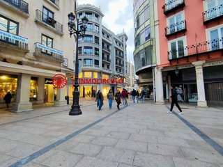 Oficina en venta en Centro en Burgos