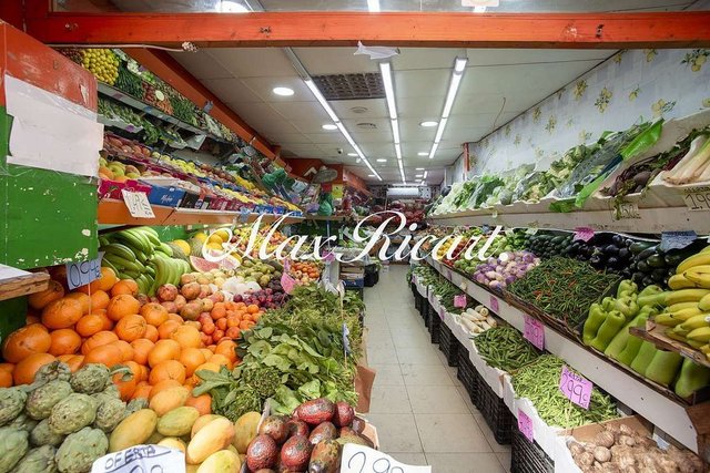 Local comercial en venta en Sant Antoni en Barcelona - Imagen 2
