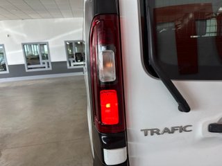 Renault TRAFIC 2.0 DCI 145 COMBI 9 (2021)
