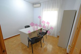 Oficina en alquiler en Centro - El Pilar en Ciudad Real