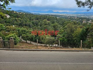 Terreno en venta en La Floresta - Les Planes en Sant Cugat del Vallès