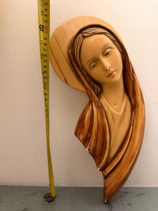Antiguas  virgenes decorativas