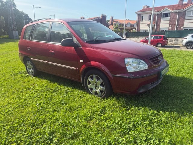 OPORTUNIDA!Kia Carens 2.0 CRDI 113CV • Año 2006 •
