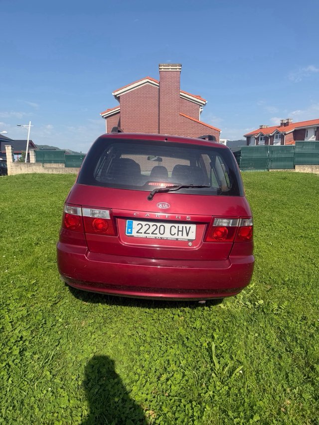 OPORTUNIDA!Kia Carens 2.0 CRDI 113CV • Año 2006 •