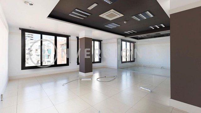 Oficina en alquiler en La Maternitat i Sant Ramon en Barcelona - Imagen 3