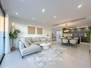 Chalet en venta en Nueva Torrevieja - Aguas Nuevas en Torrevieja