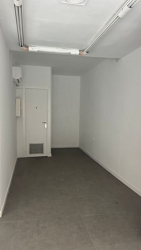 Local comercial en alquiler en Sant Gervasi - Galvany en Barcelona - Imagen 4