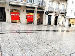 Local comercial en alquiler en Areal – Zona Centro en Vigo