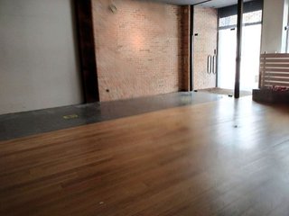 Local comercial en alquiler en Areal – Zona Centro en Vigo