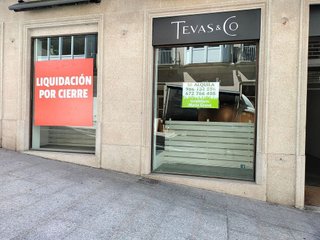 Local comercial en alquiler en Areal – Zona Centro en Vigo