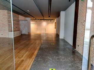 Local comercial en alquiler en Areal – Zona Centro en Vigo