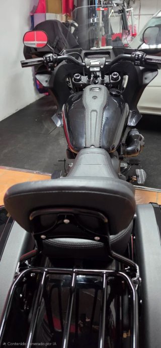 Harley Davidson Low Rider ST 117 Negra