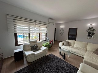 Chalet en venta en Lora del Río