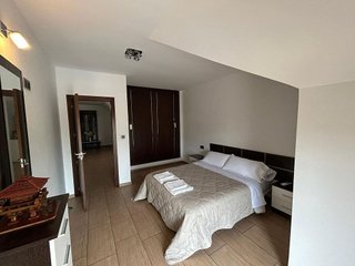Chalet en venta en Lora del Río