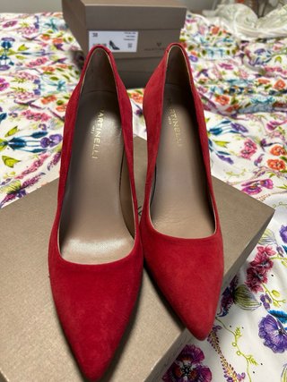 Zapatos de tacón Martinelli rojos ante