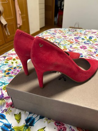 Zapatos de tacón Martinelli rojos ante