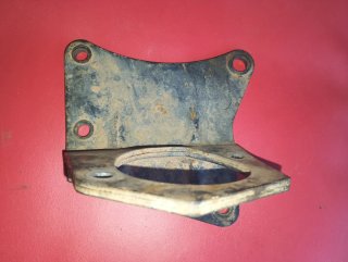 Soporte de Motor lado izquierdo del Seat Marbella