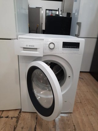 Nevera Electrolux y Lavadora Bosch