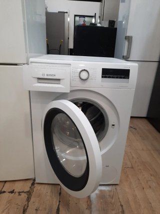 Nevera Electrolux y Lavadora Bosch