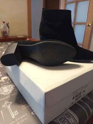 Botines piel negros tacón Zara T.38