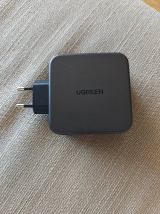 Cargador Ugreen 140W