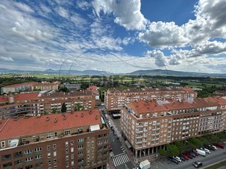 Piso en alquiler en Barañain