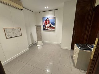 Local comercial en alquiler en La Dreta de l'Eixample en Barcelona - Imagen 30