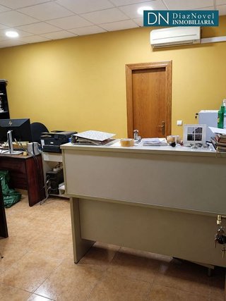 Nave industrial en venta en Churriana en Málaga