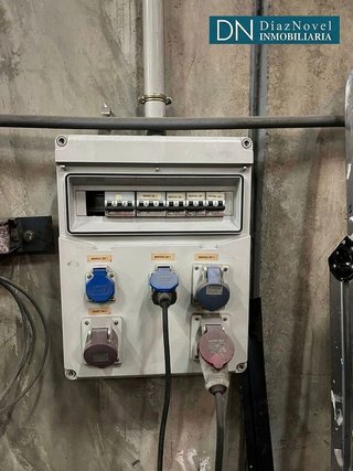 Nave industrial en venta en Churriana en Málaga