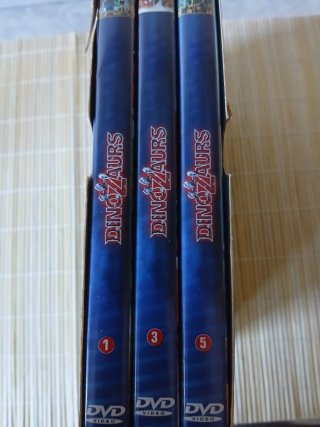 Dinozaurs Volumen 1 DVD Español