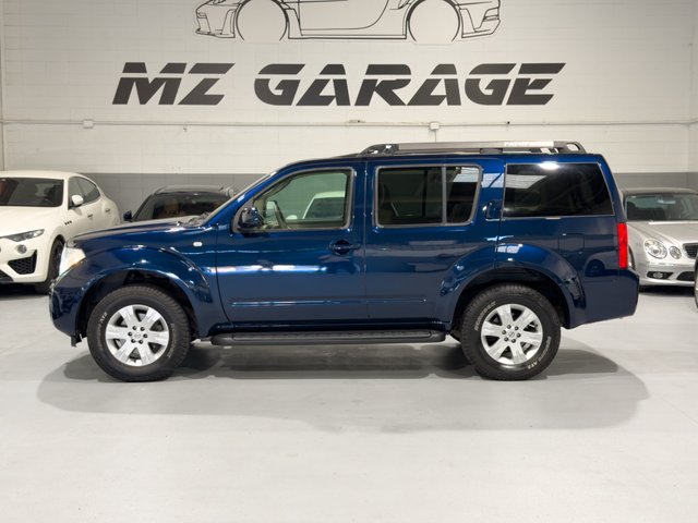 Nissan Pathfinder 2.5 dCi 7 plazas manual full