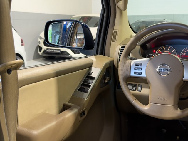 Nissan Pathfinder 2.5 dCi 7 plazas manual full