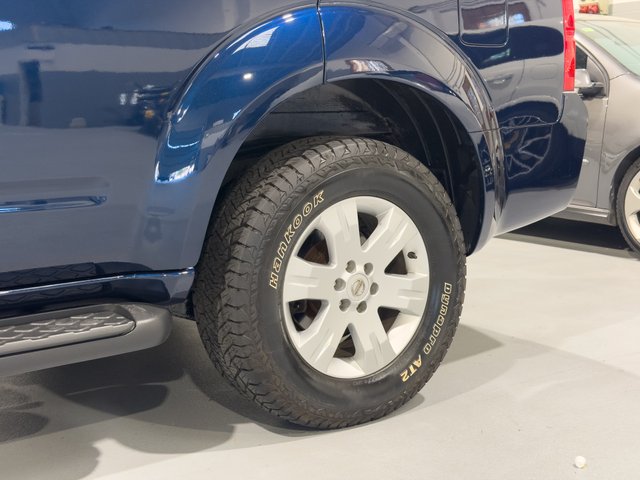 Nissan Pathfinder 2.5 dCi 7 plazas manual full