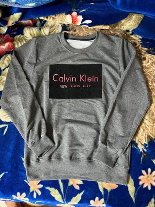 Sudadera Calvin Klein New York City Gris