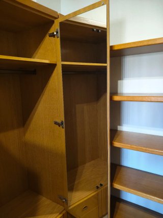 Armario de dormitorio de madera