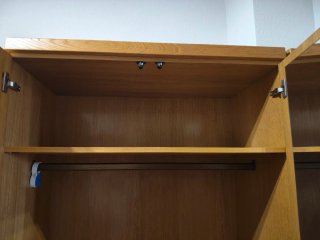 Armario de dormitorio de madera