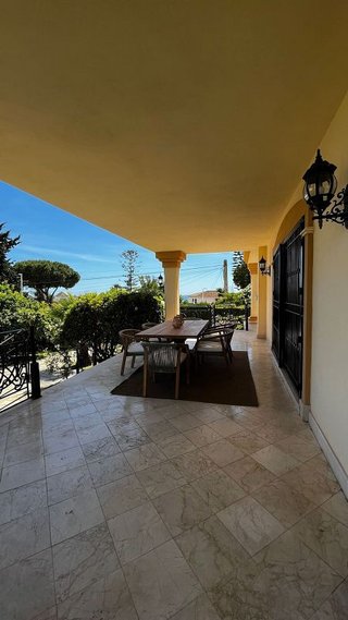 Chalet en alquiler en Elviria en Marbella