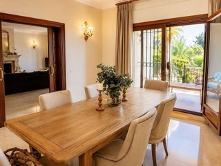 Chalet en alquiler en Elviria en Marbella